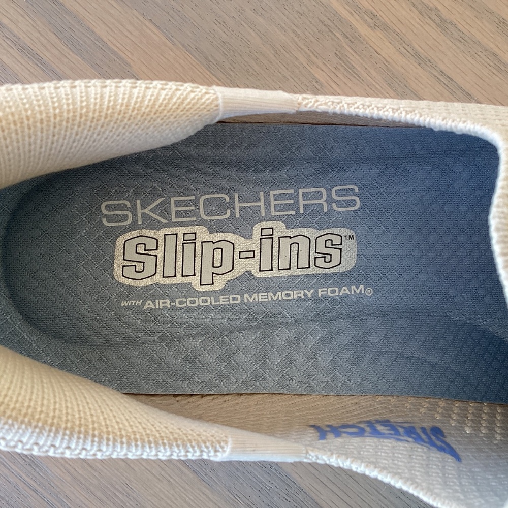 Skechers Slip-ins with Air-Cooled Memory Foam - Picture 5 of 6